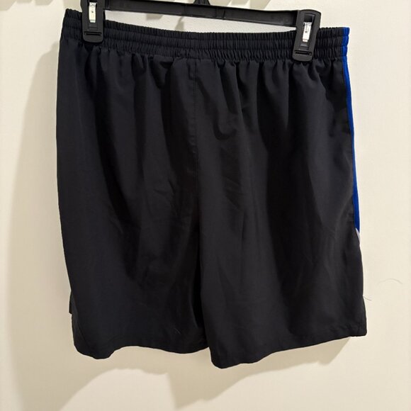 Avila Men's Athletic Shorts Medium - Picture 4 of 4